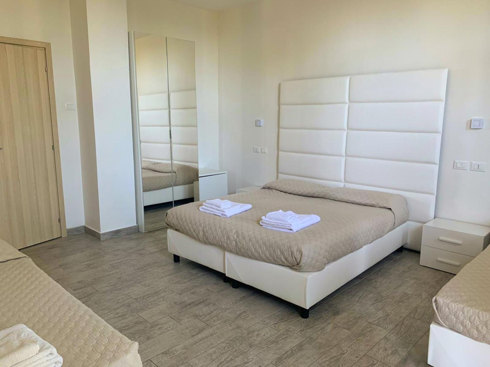 Hotel Artemide Mare Πέστουμ Εξωτερικό φωτογραφία