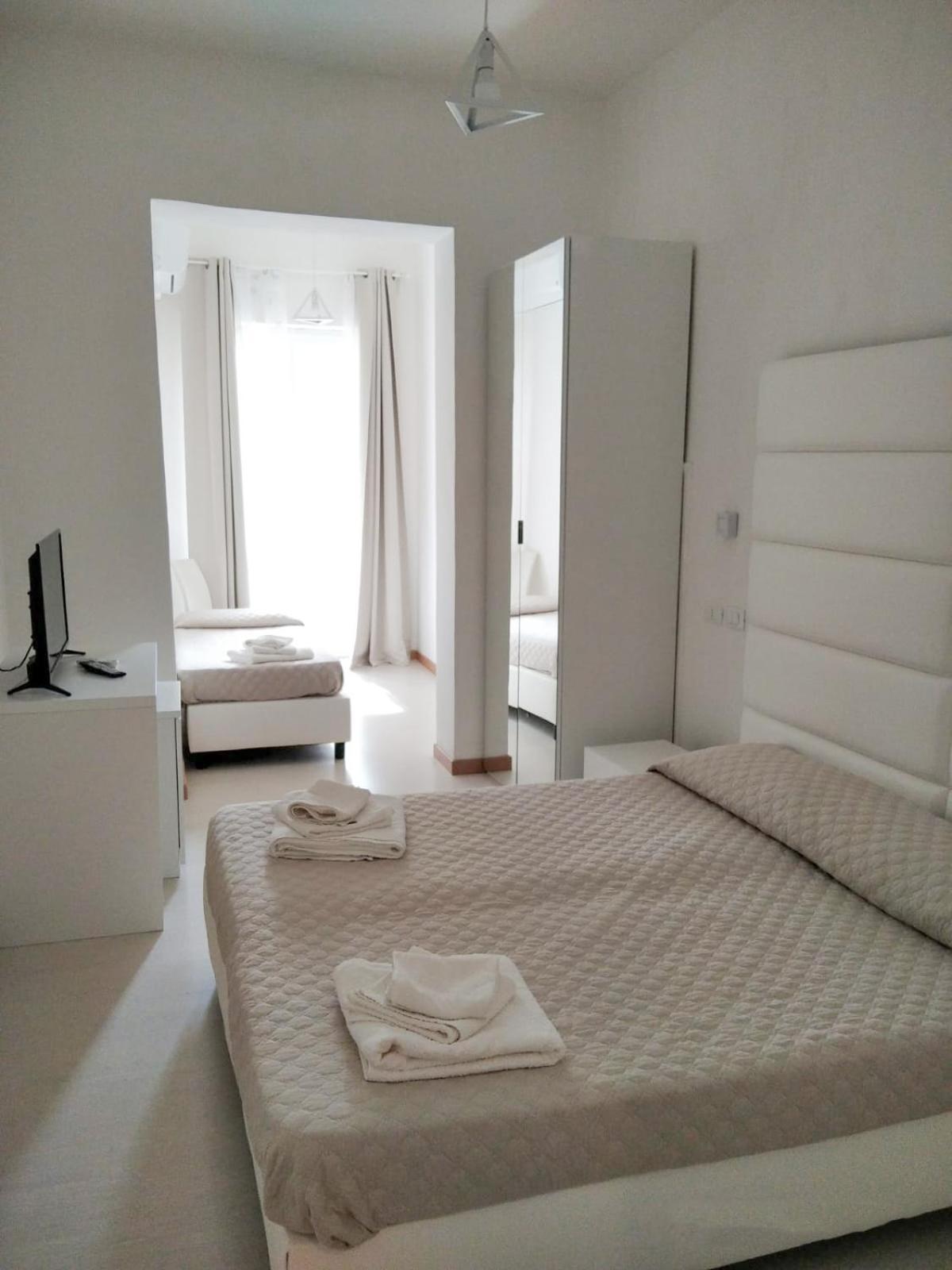 Hotel Artemide Mare Πέστουμ Εξωτερικό φωτογραφία