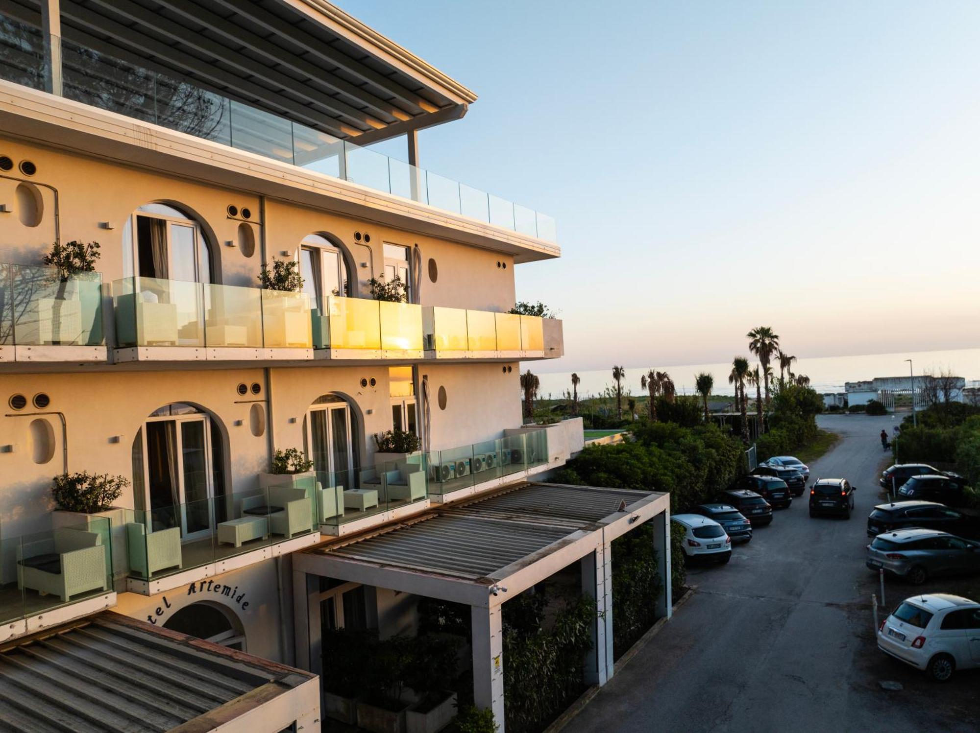 Hotel Artemide Mare Πέστουμ Εξωτερικό φωτογραφία