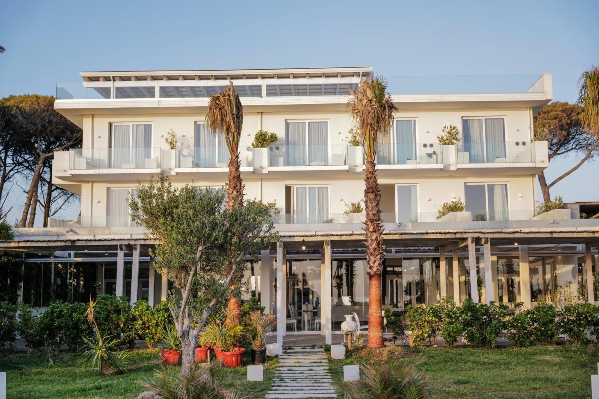 Hotel Artemide Mare Πέστουμ Εξωτερικό φωτογραφία