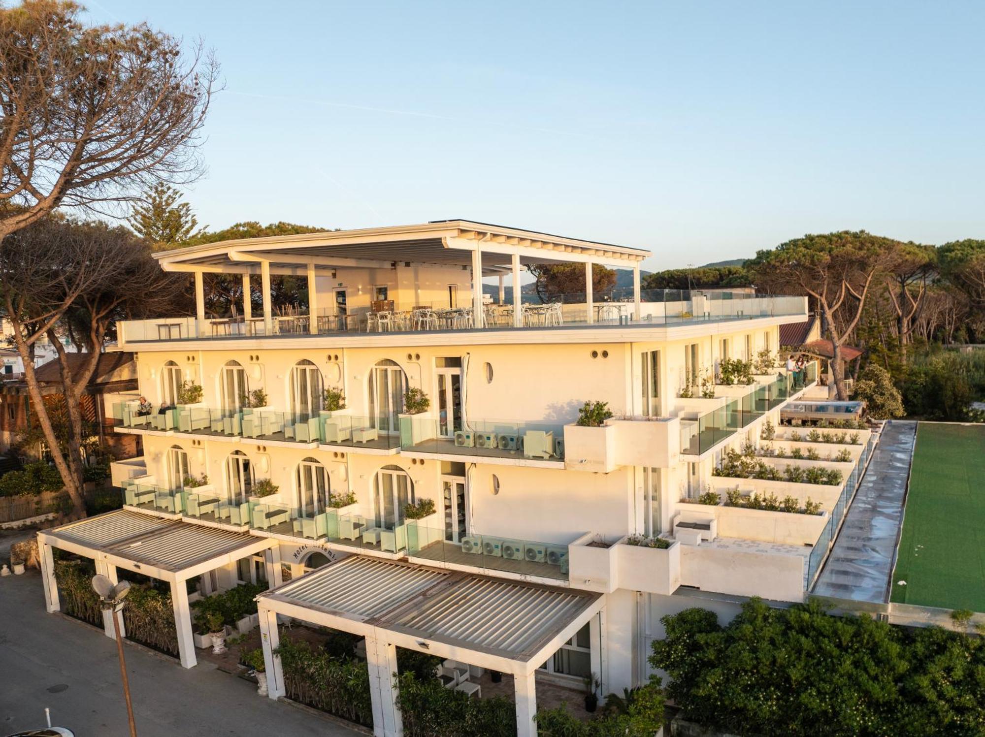 Hotel Artemide Mare Πέστουμ Εξωτερικό φωτογραφία